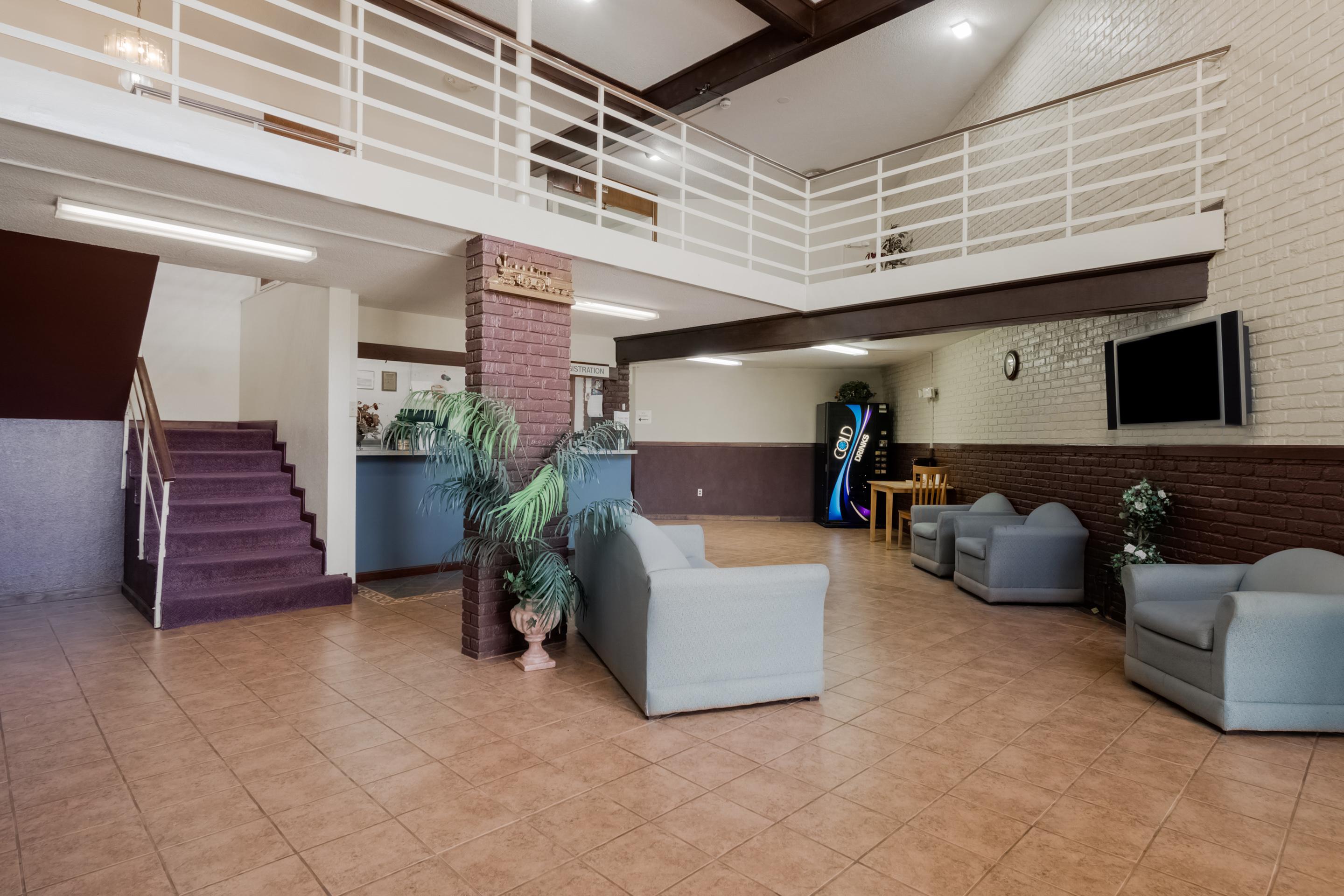 Hotel Oyo East Peoria I-74