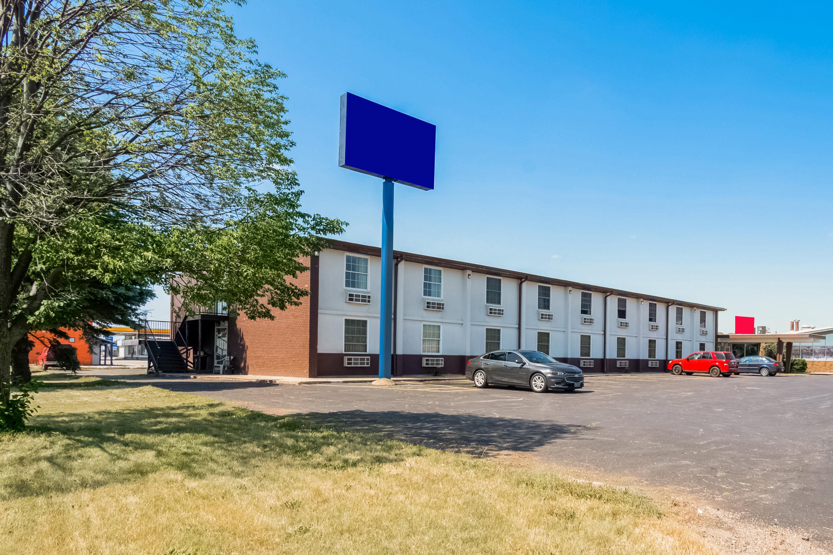 Hotel Oyo East Peoria I-74 Morton
